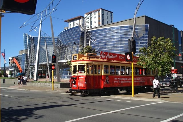 Christchurch Art Gallery and one of the historic trams